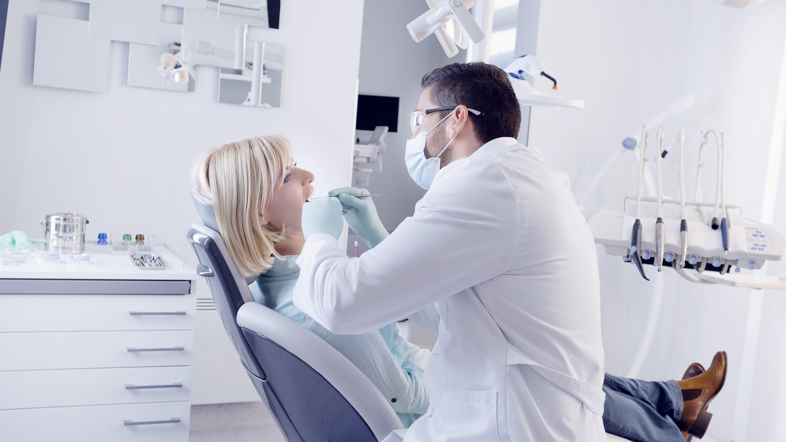 Dentist in Oakland, MI